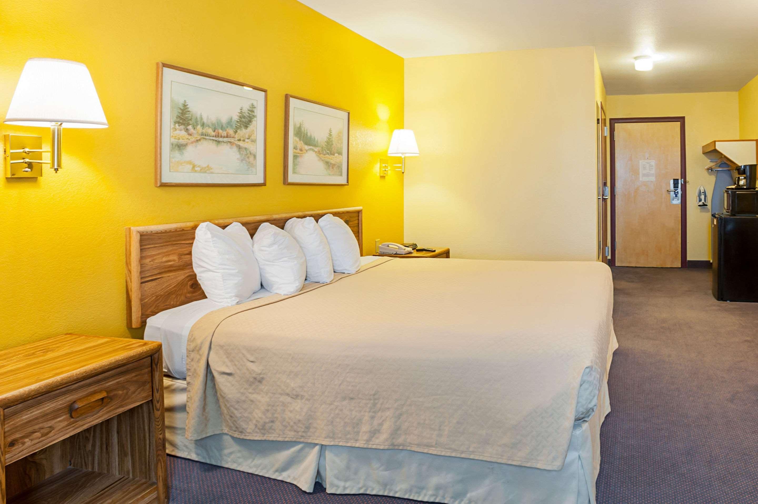 Rodeway Inn & Suites Blanding Extérieur photo