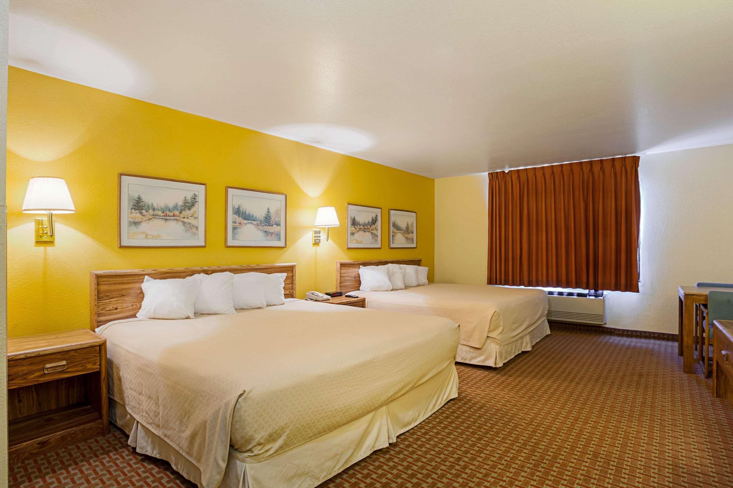 Rodeway Inn & Suites Blanding Extérieur photo