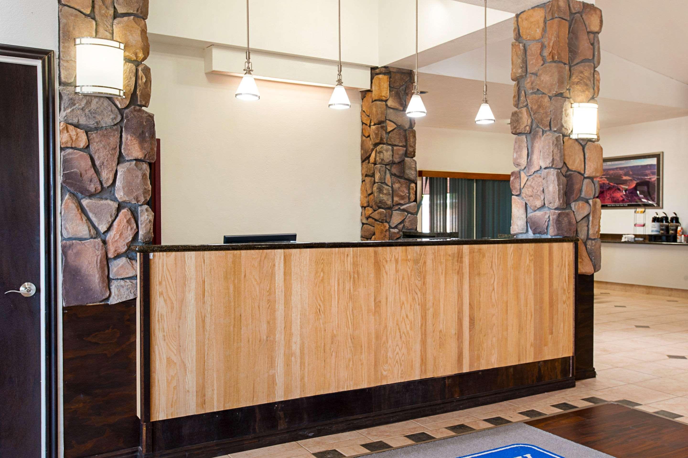 Rodeway Inn & Suites Blanding Extérieur photo