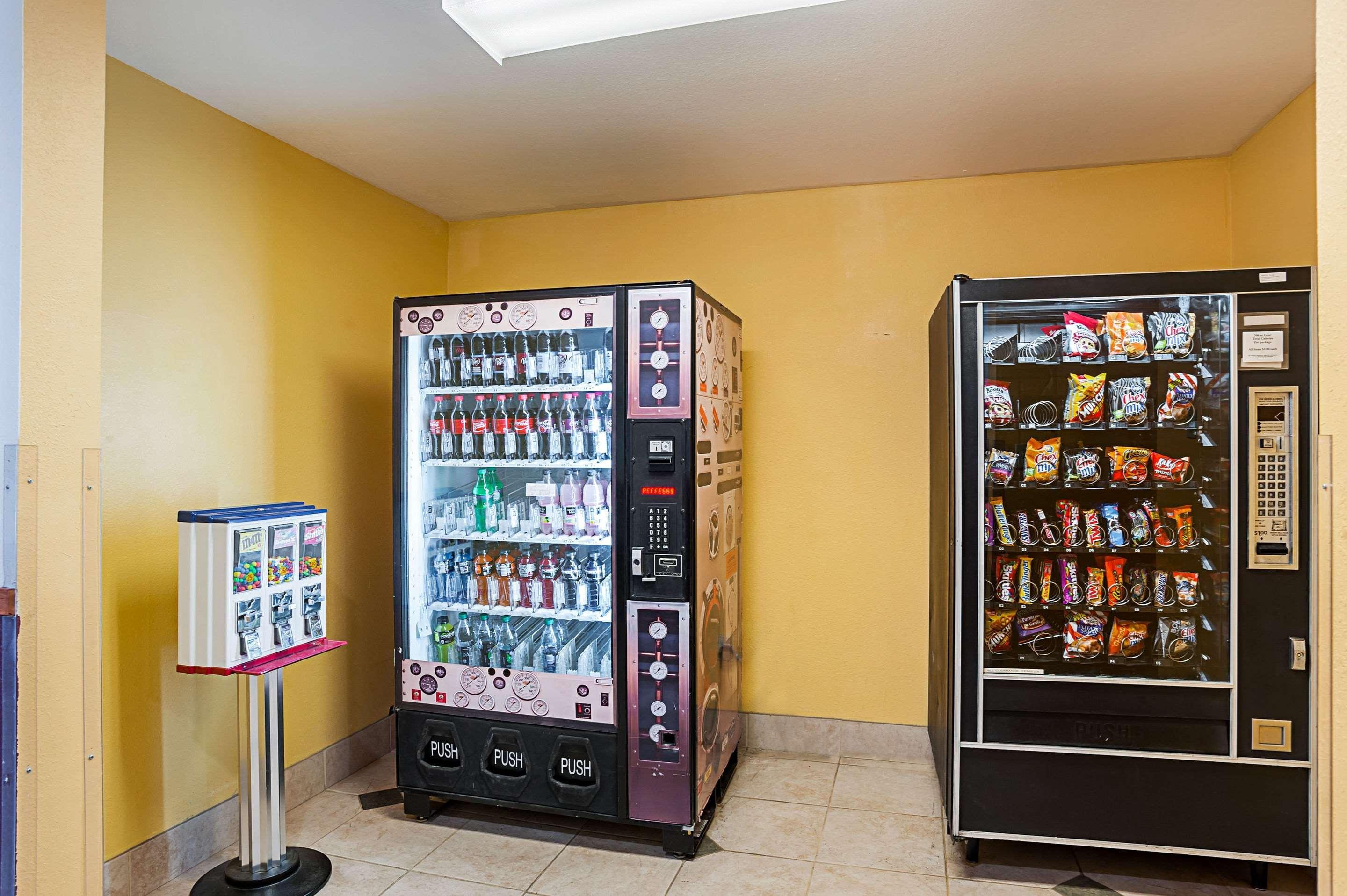 Rodeway Inn & Suites Blanding Extérieur photo