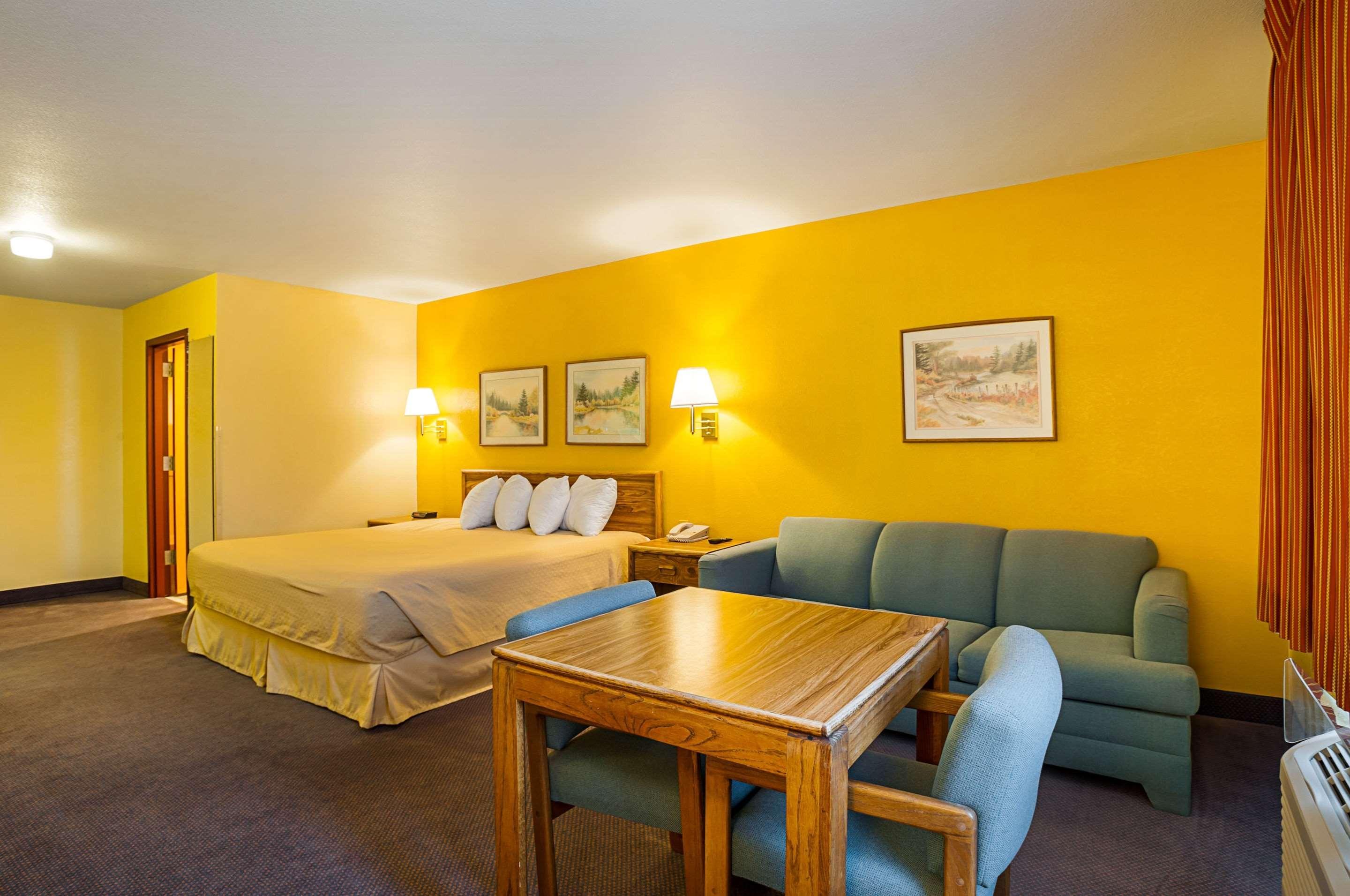Rodeway Inn & Suites Blanding Extérieur photo