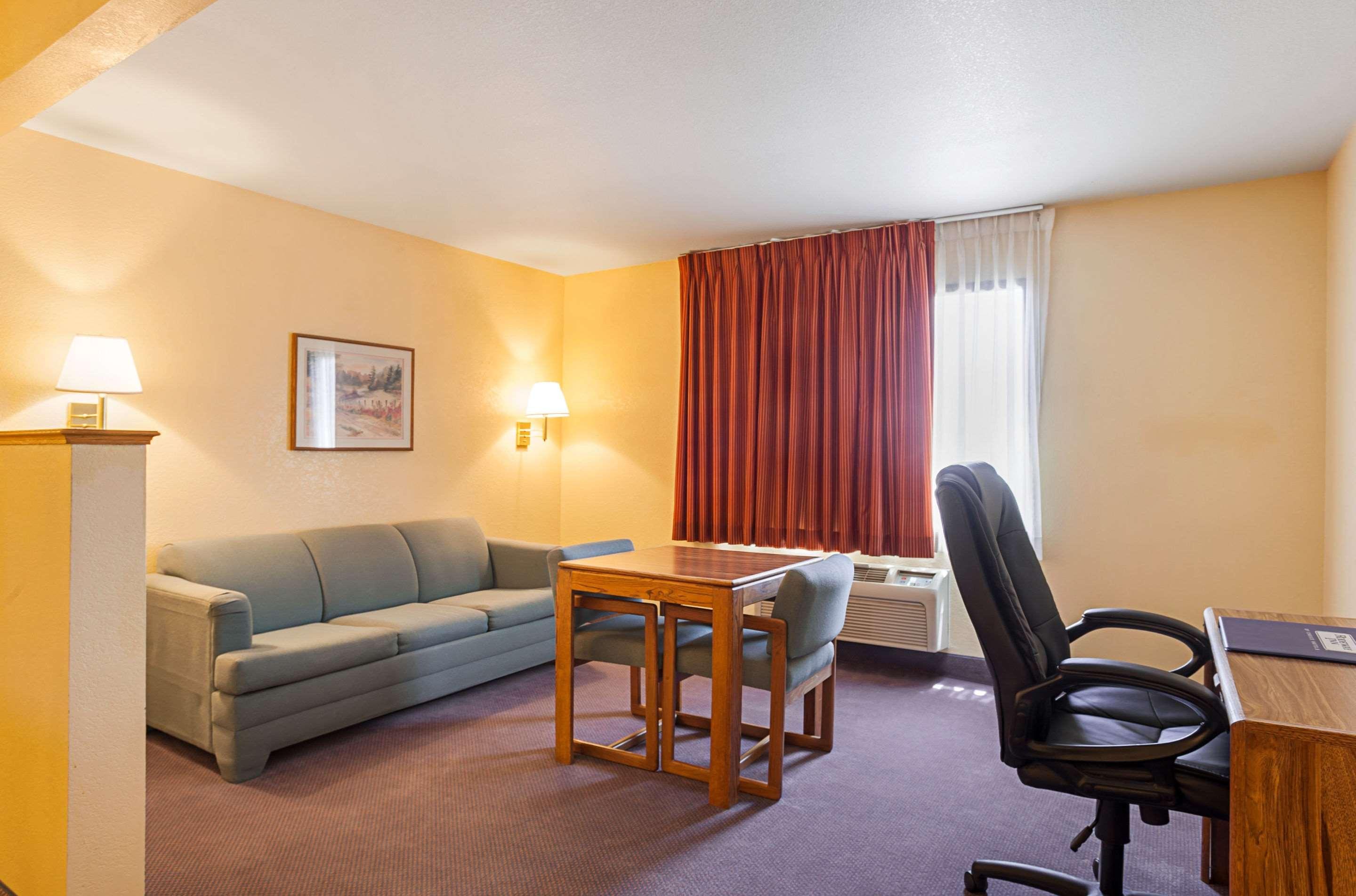 Rodeway Inn & Suites Blanding Extérieur photo