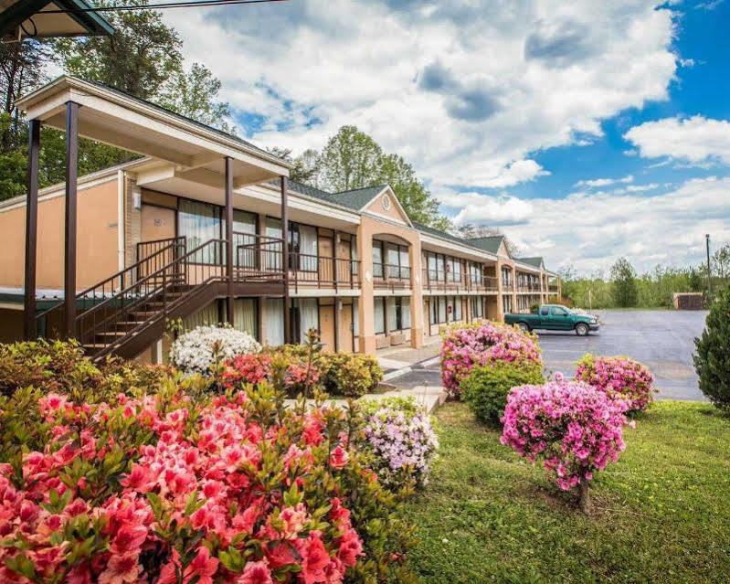 Rodeway Inn & Suites Blanding Extérieur photo